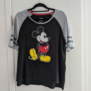 Mickey mouse t-shirt